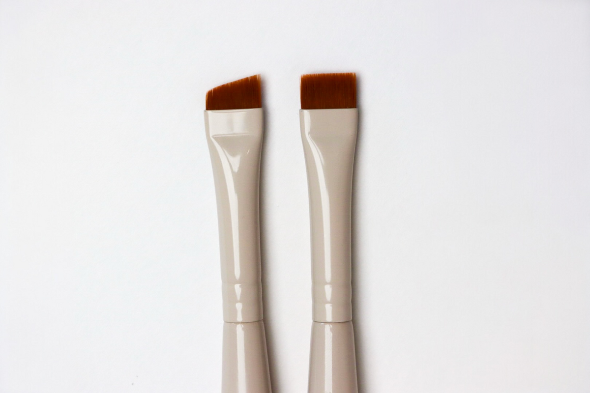 Precise Angled Tint Brush